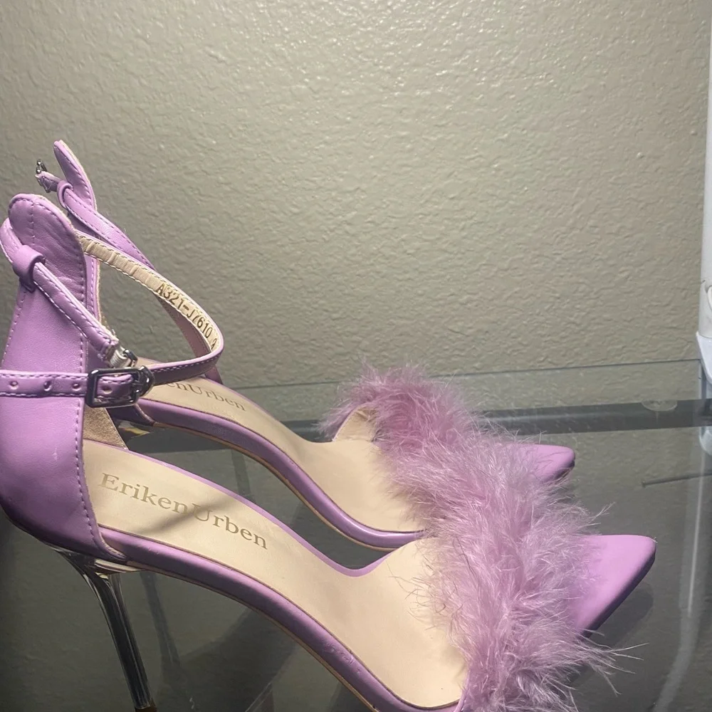 ERIKEN URBAN Elegant Lavender Feathered Heels - Picture 4 of 5
